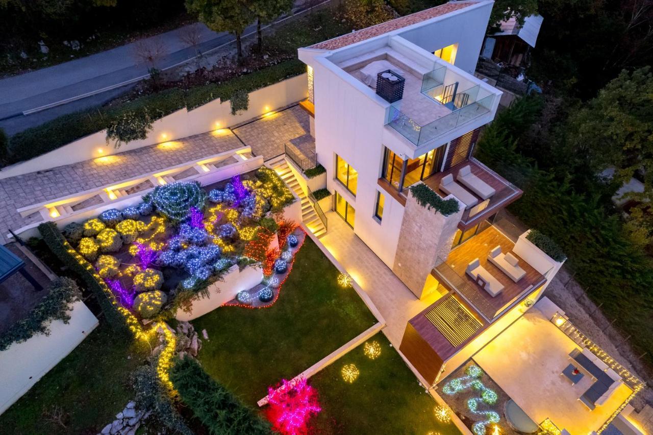 Villa Altavista - Seaview & Relax With Heated Pool & Minigolf Opatija Exterior foto