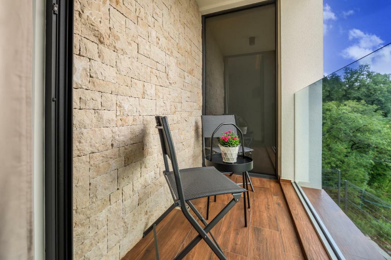 Villa Altavista - Seaview & Relax With Heated Pool & Minigolf Opatija Exterior foto