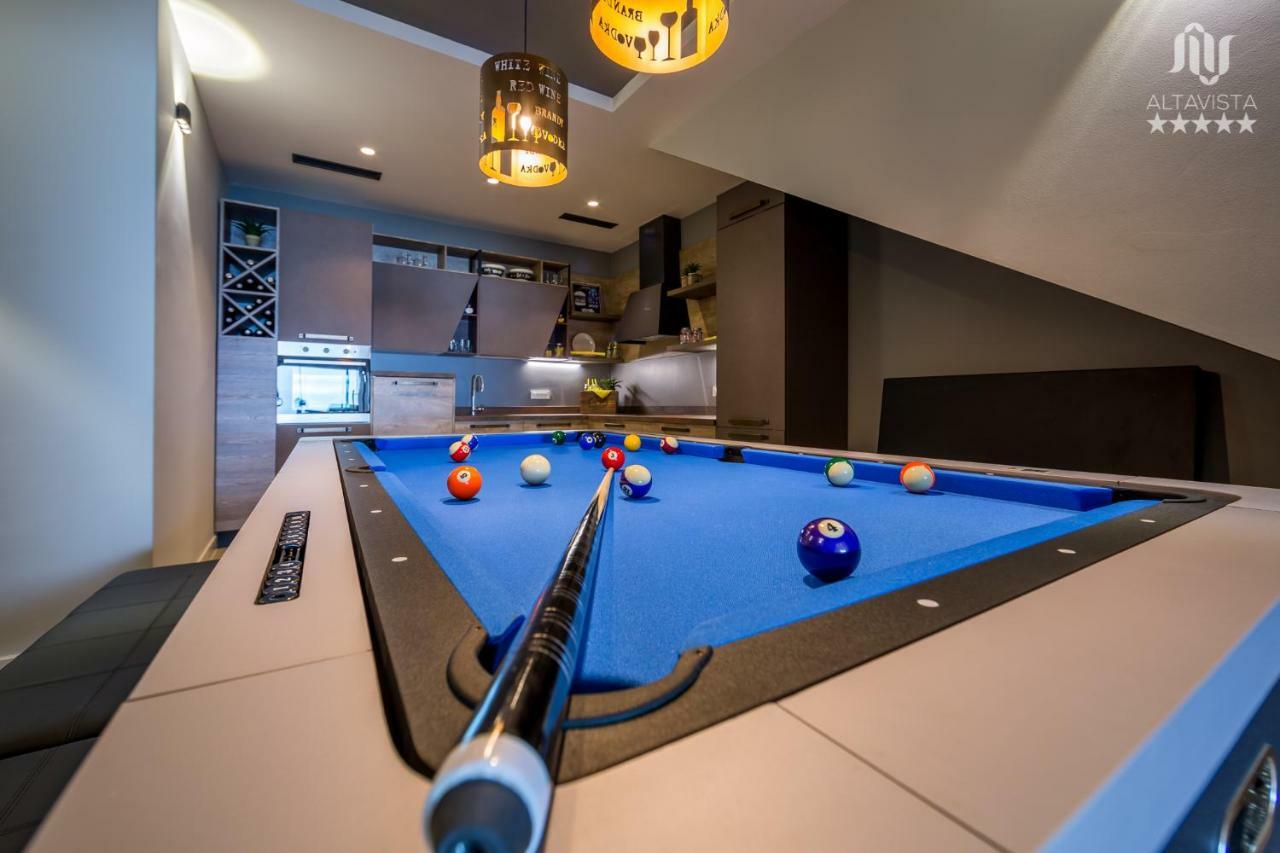 Villa Altavista - Seaview & Relax With Heated Pool & Minigolf Opatija Exterior foto