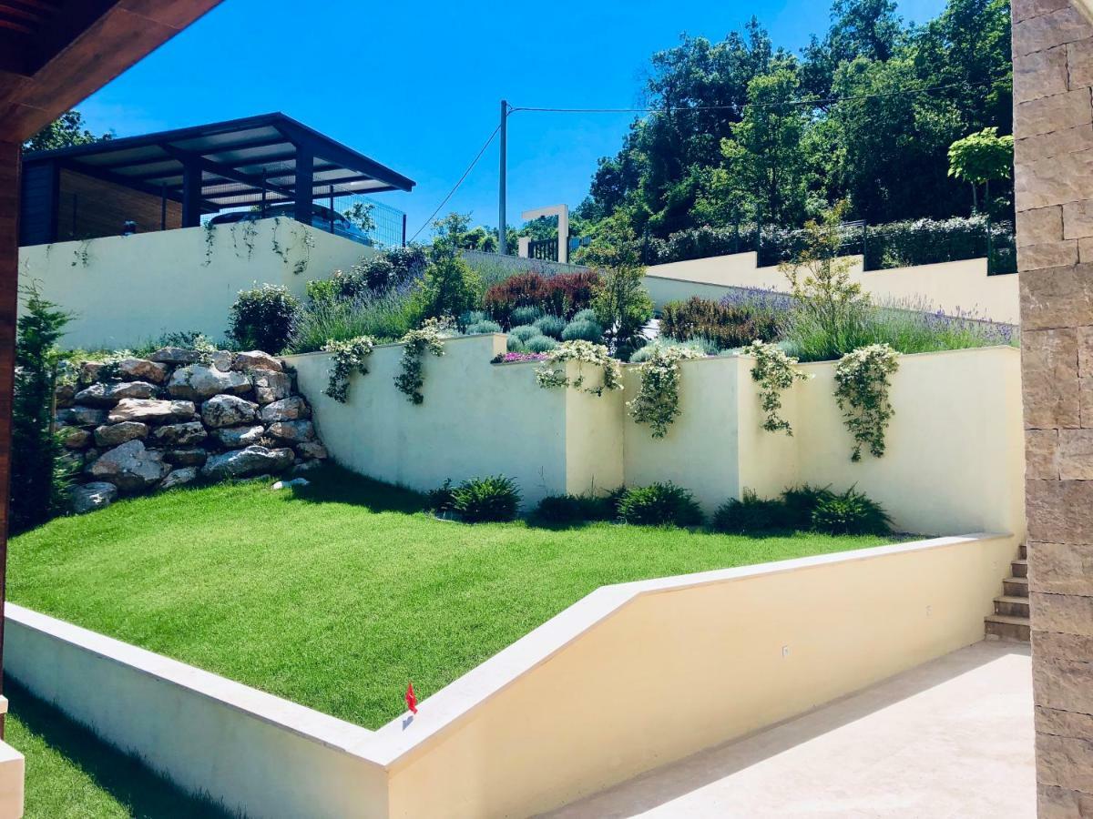 Villa Altavista - Seaview & Relax With Heated Pool & Minigolf Opatija Exterior foto