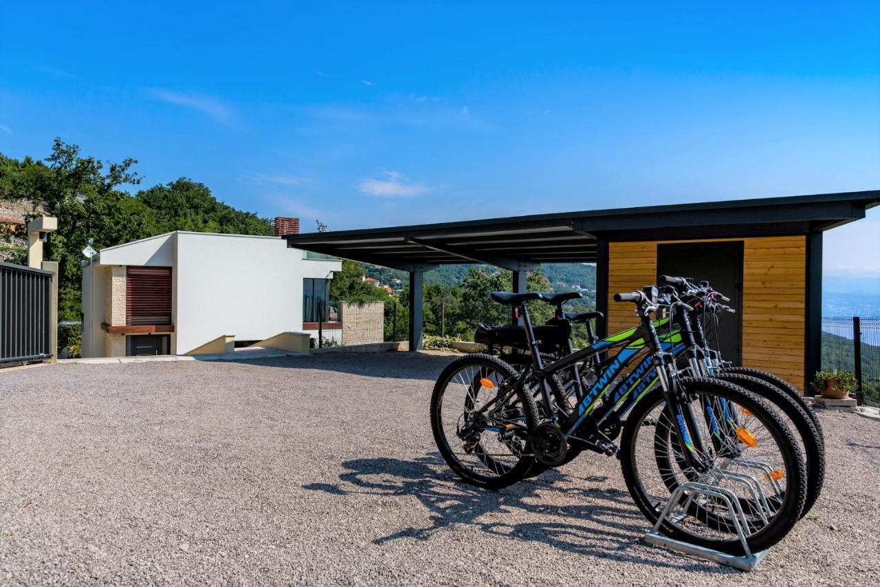 Villa Altavista - Seaview & Relax With Heated Pool & Minigolf Opatija Exterior foto